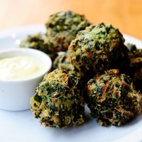 Croquetas de acelga, batata y queso: irresistibles y fáciles de hacer con 5 ingredientes