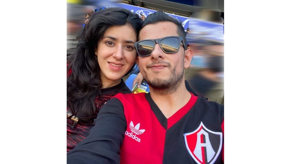 Beto Valdivia junto a su esposa en La Corregidora