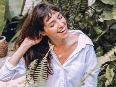 "Desde la selva": la superproducción de Cande Vetrano que causa impacto en la web