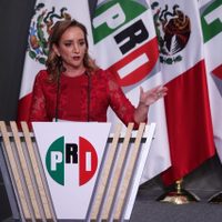 Claudia Ruiz Massieu se destapa para 2024 y advierte que el PRI no puede ir solo en elecciones