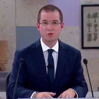 Anaya aprovecha tema educativo e increpa a AMLO: ¿cambio es tu pacto con Gordillo, Bartlett y Peña?