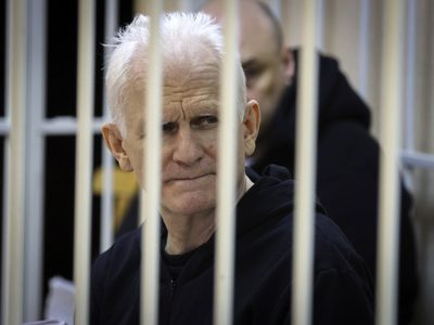 Encarcelaron por 10 años Alés Bialiatski, uno de los ganadores del último Nobel de la Paz