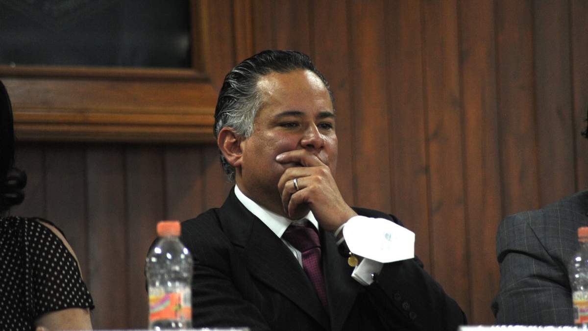 El extitular de la UIF, Santiago Nieto Castillo