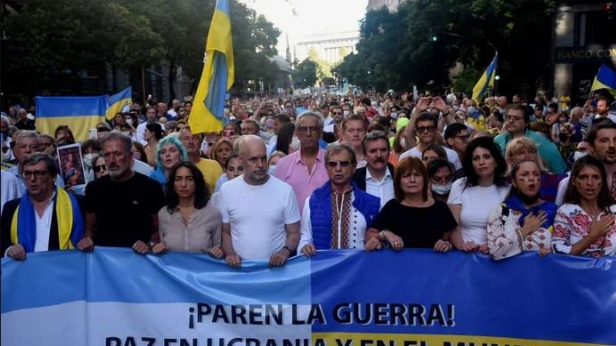Marcha por la paz en Ucrania en CABA. Fuente: (Twitter)