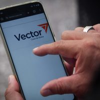 Tras la presión de Estados Unidos, Vector de Alfonso Romo se despide de sus clientes