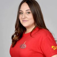 Confesión y sesión de fotos: Rocío Flores deslumbra para la revista "¡Hola!"