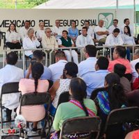 No nos peleemos, ya basta de divisiones, dice AMLO al EZLN