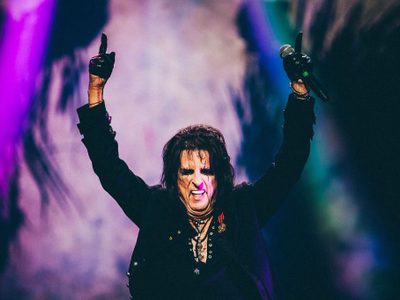 La siniestra teatralidad de Alice Cooper en Domination
