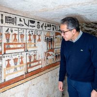 Los tesoros de Egipto no tienen fin: descubrieron varias tumbas decoradas de hace 4 mil años