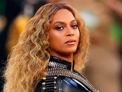 Beyoncé tuvo un percance con su vestuario  y quedó expuesta ante todos ¡Uff!