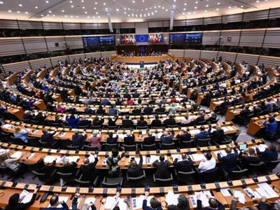 El Parlamento Europeo endurece su la política migratoria