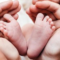 Histórico: nació el primer bebé de Neuquén gestado por subrogación de vientre. Mirá