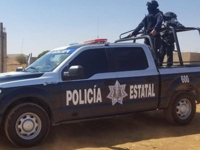 Hallan 9 cadáveres y asesinan a una policía en Pinos, Zacatecas