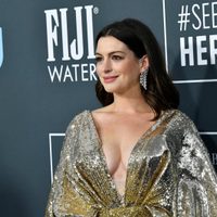 Piedad: las infernales tomas de Anne Hathaway que la coronan como la más bella del mundo