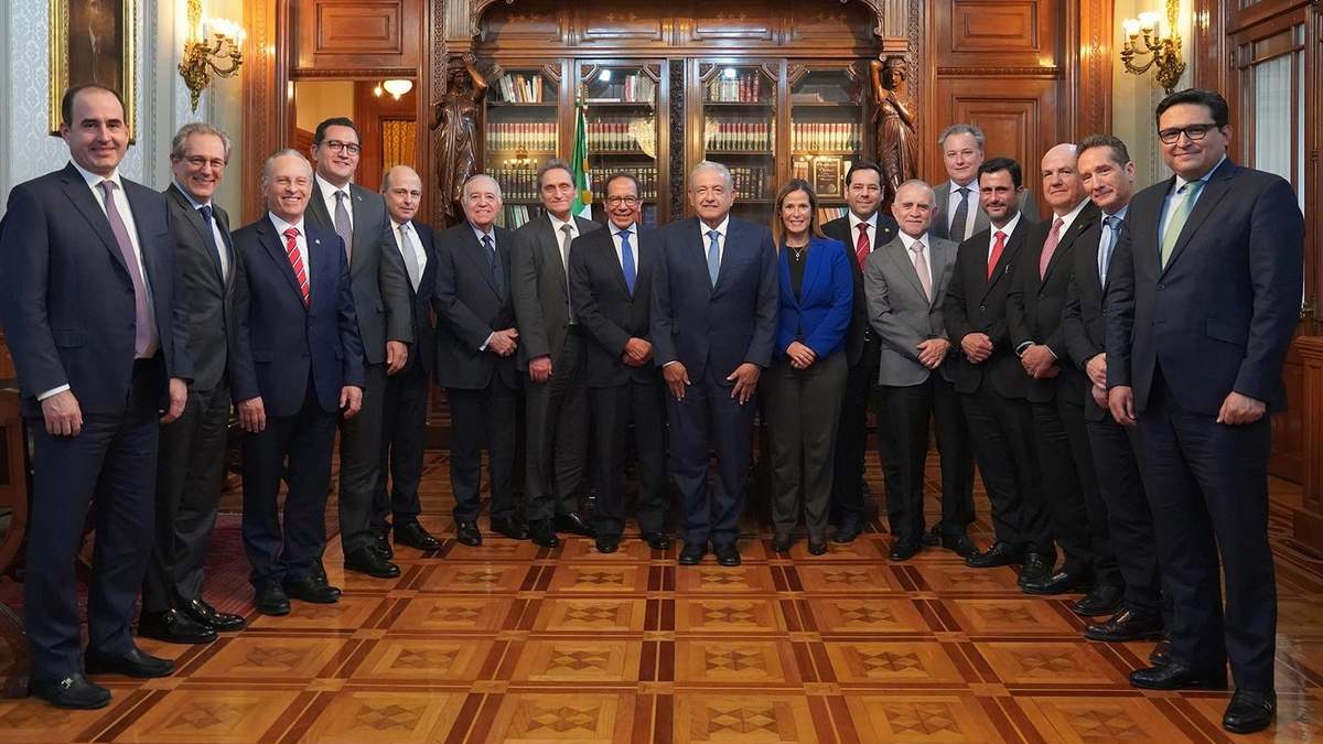 AMLO y empresarios. Tensión