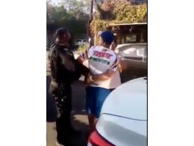Detienen a hombre por no usar cubrebocas; fue por insultos, dice gobierno de NL