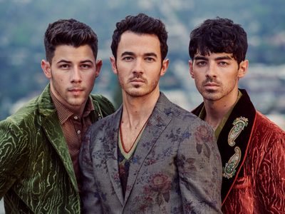 ¡OMG! Escucha la nueva canción de los 'Jonas Brothers' con esta famosa cantante. ¿Te lo esperabas?