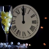 Latinoamérica se suma a la tradición de comer 12 uvas a la medianoche