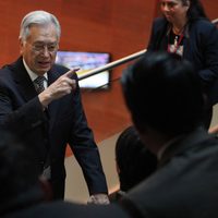Faculta Senado a militares para realizar cateos domiciliarios e intervenir comunicaciones