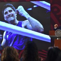 AMLO celebró el triunfo de Marco Verde en París 2024; espera que gane la medalla de oro