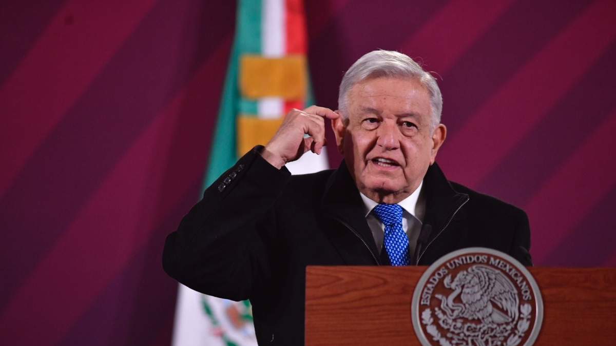 El presidente en su conferencia