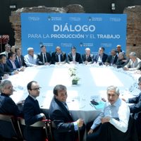 Maniobra silenciosa: un grupo de empresarios quiere asesorar al Gobierno luego de la cuarentena
