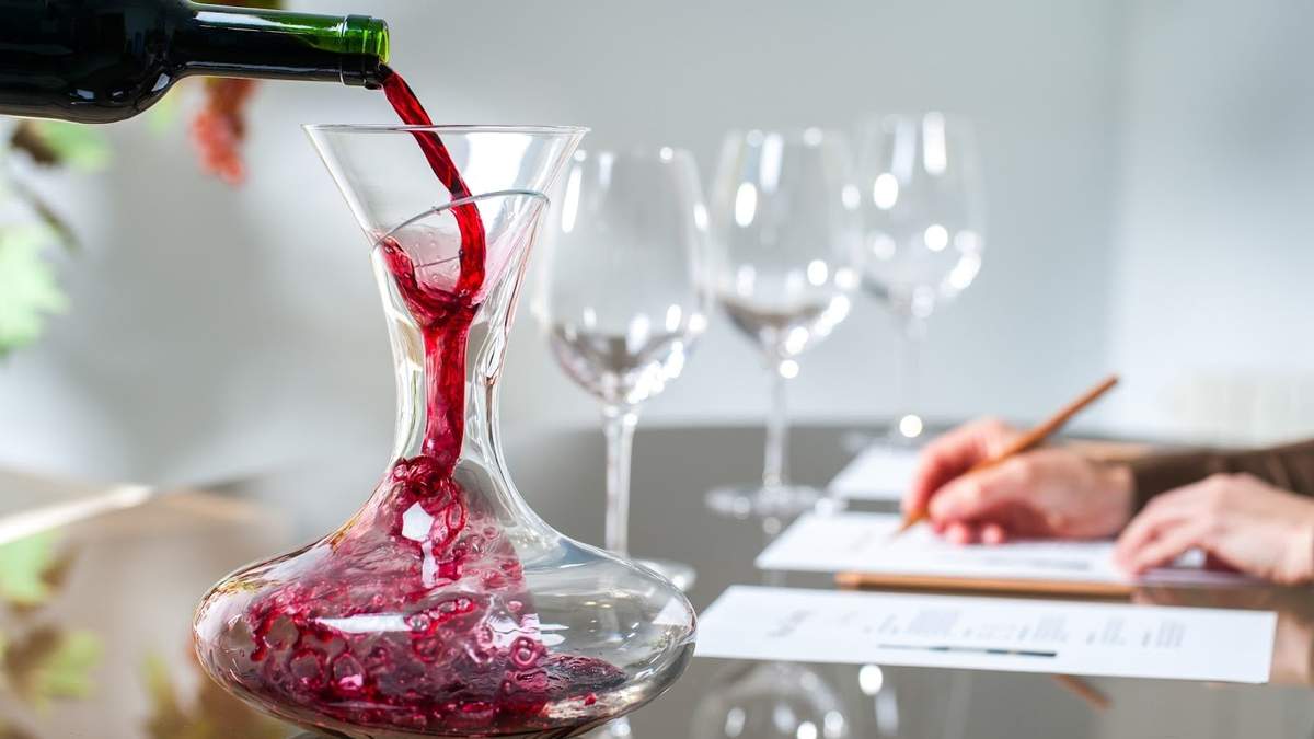 Tecnología reemplaza a sommelier. Fuente: (Twitter)