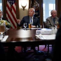 Trump pedirá más fondos para el muro; 'parará las drogas y a la gente que no queremos”, insiste