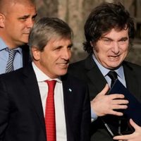 El Gobierno busca avanzar las privatizaciones estratégicas en transporte y energía: desde cuándo
