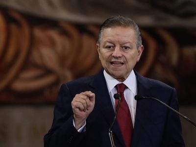 Las críticas no dañan al Poder Judicial de la Federación, responde Zaldívar a AMLO