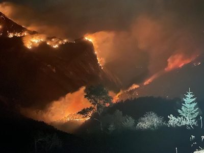 Incendio en la sierra de NL consume mil 300 hectáreas
