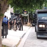 Seis allanamientos: secuestraron una camioneta, teléfonos y detuvieron a un hombre