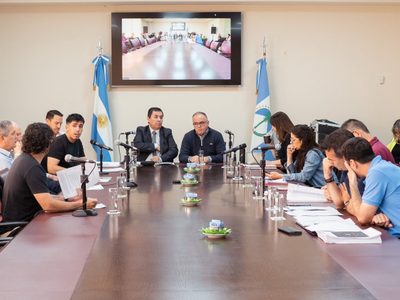 Avanza el proyecto de regionalización en Neuquén con opiniones divididas