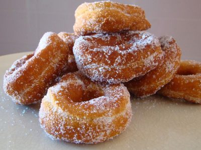 Con pocos ingredientes y super económicas: hacé estas rosquitas fritas para acompañar el mate