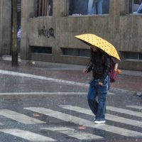 Onda tropical 39 y frente frío provocarán lluvias fuertes el jueves en los siguientes estados