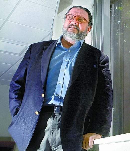 El escritor Jorge F. Hernández fue despedido, aunque la SRE alega que no fue un acto de censura