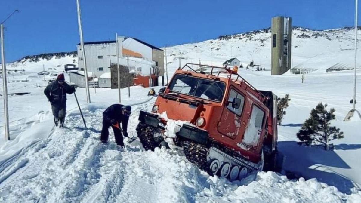 Trabajos en Copahue. Fuente: (Neuquén Informa).