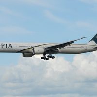 La aerolínea estatal Pakistan International Airlines reanuda vuelos a Reino Unido