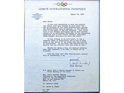 Pretendieron quitarnos las medallas y corrernos de México, revela John Carlos