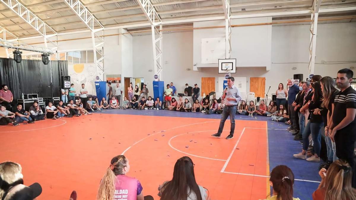 Marcos Koopmann en Villa Pehuenia. Fuente: (Twitter)