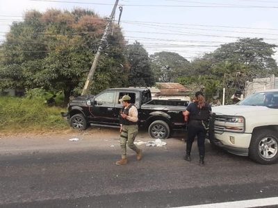 Grupo armado asesina a familia de dos niños y tres adultos en carretera Veracruz-Xalapa (Video)