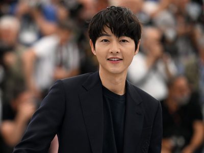 El tierno motivo de Song Joong Ki para aprender español