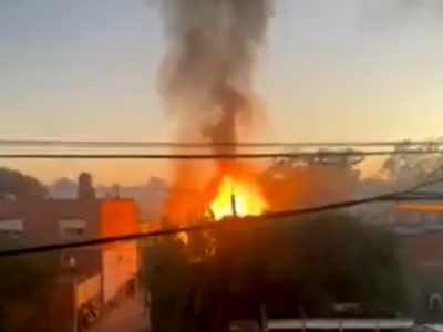 Se incendió un depósito de garrafas y varias personas resultaron heridas