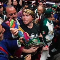 Canelo Álvarez truena contra reportero: "si quieres tú haz la pelea" (Video)