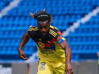 Saint-Maximin abandona el Club América tras ataques racistas a sus hijos