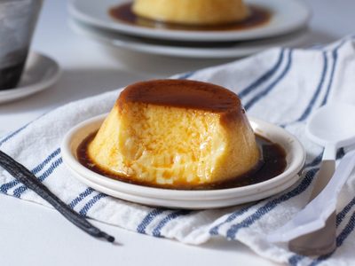 Flan vegano, sin gluten, sin azúcar y en 2 minutos: la receta perfecta para comer rico y saludable
