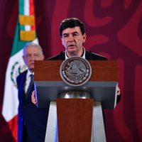 Jesús Ramírez presenta programa de seguridad social para periodistas por cuenta propia