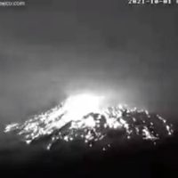 El Popo registra explosión durante la madrugada (Video)