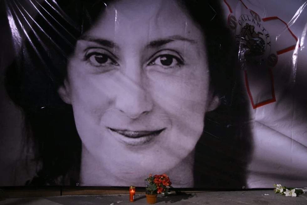 Un retrato de Daphne Caruana Galizia, una periodista asesinada en Malta, en La Valeta, Malta, el 16 de octubre del 2018.