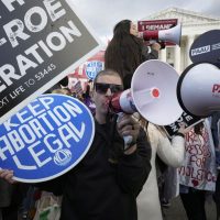 Miles protestan a favor de aborto a lo largo y ancho de EU